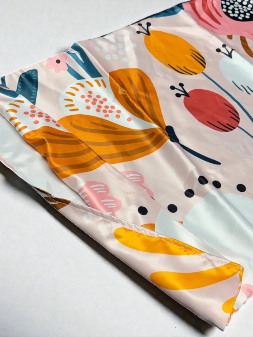 Set of 2 Satin King Pillowcases Floral Silk Feel Hair Skin Friendly NWT
